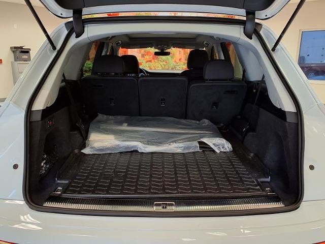 2023 Audi Q7 Premium Plus