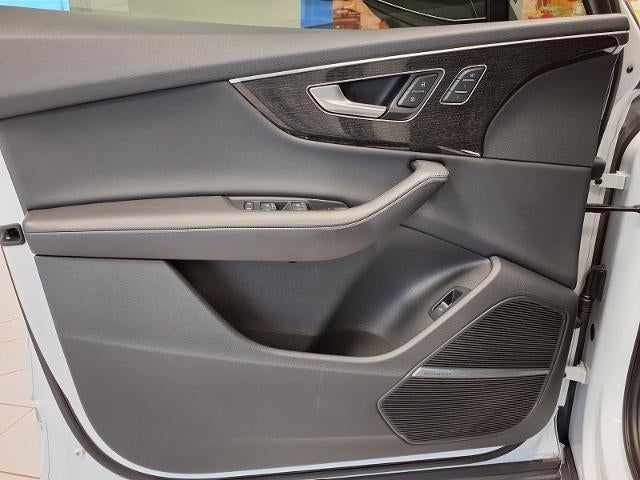 2023 Audi Q7 Premium Plus
