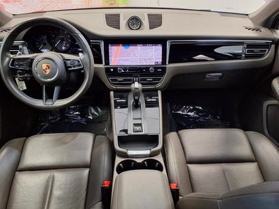 2023 Porsche Macan Base