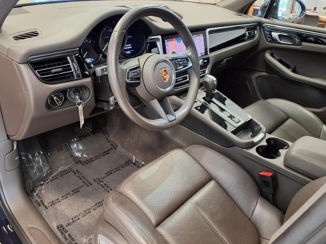 2023 Porsche Macan Base