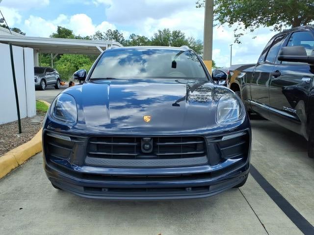 2023 Porsche Macan Base