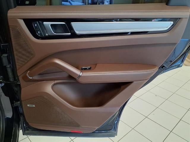 2023 Porsche Cayenne Base