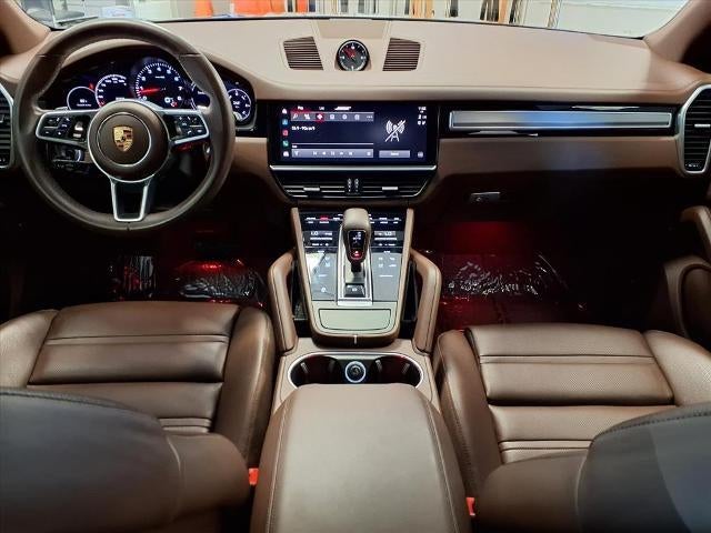 2023 Porsche Cayenne Base