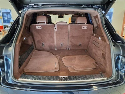 2023 Porsche Cayenne Base