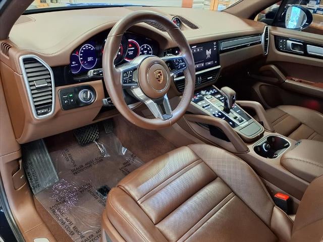 2023 Porsche Cayenne Base