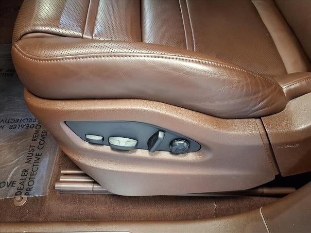 2023 Porsche Cayenne Base