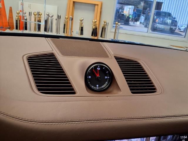 2023 Porsche Cayenne Base