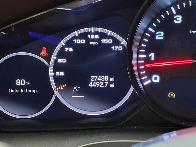 2023 Porsche Cayenne Base