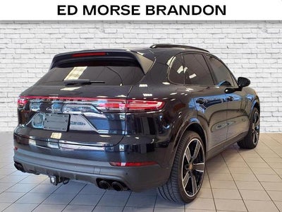 2023 Porsche Cayenne Base