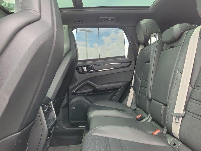 2022 Porsche Cayenne S