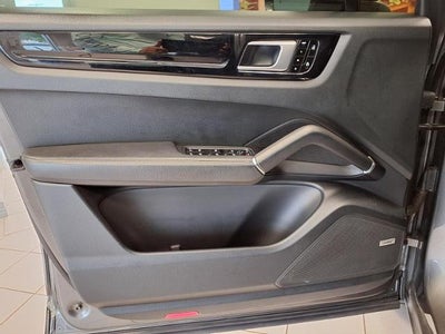 2019 Porsche Cayenne S