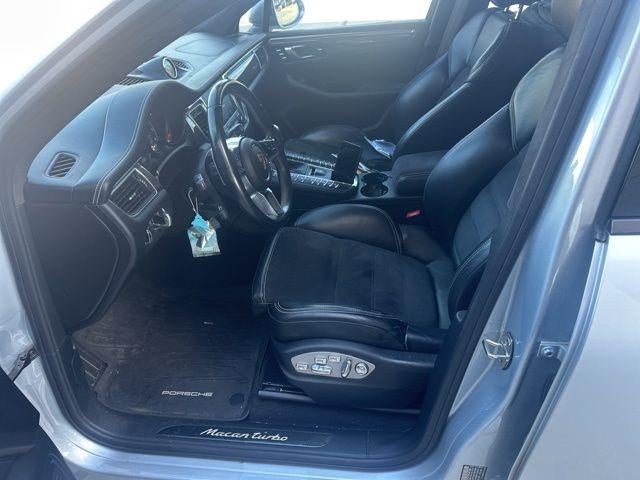 2018 Porsche Macan Turbo