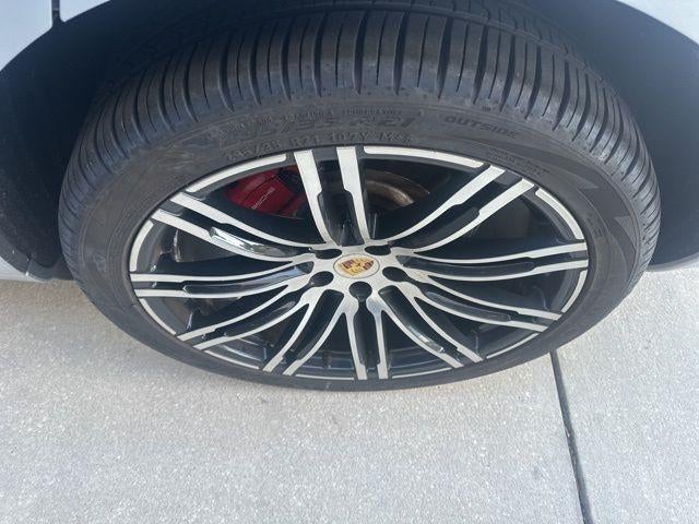 2018 Porsche Macan Turbo