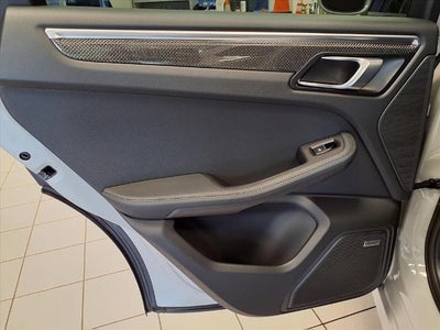 2021 Porsche Macan Turbo