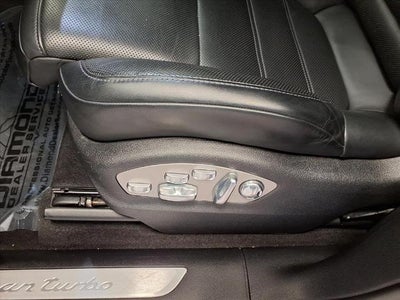 2021 Porsche Macan Turbo