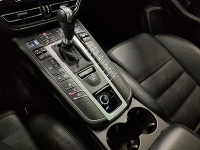 2021 Porsche Macan Turbo