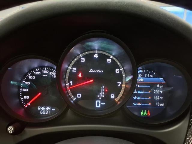 2021 Porsche Macan Turbo