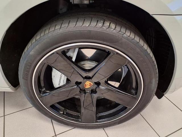 2021 Porsche Macan Turbo