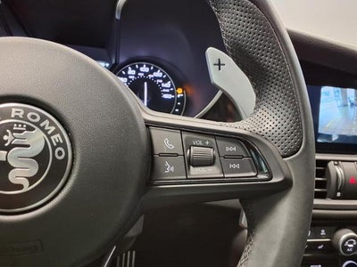 2023 Alfa Romeo Giulia Base