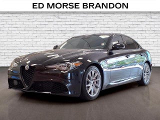 2023 Alfa Romeo Giulia Base