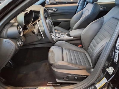 2023 Alfa Romeo Giulia Quadrifoglio