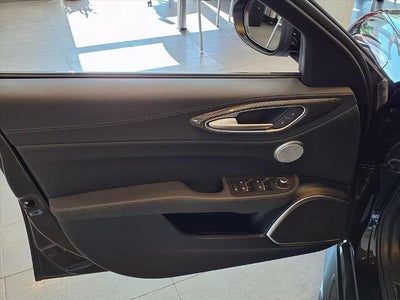 2023 Alfa Romeo Giulia Quadrifoglio