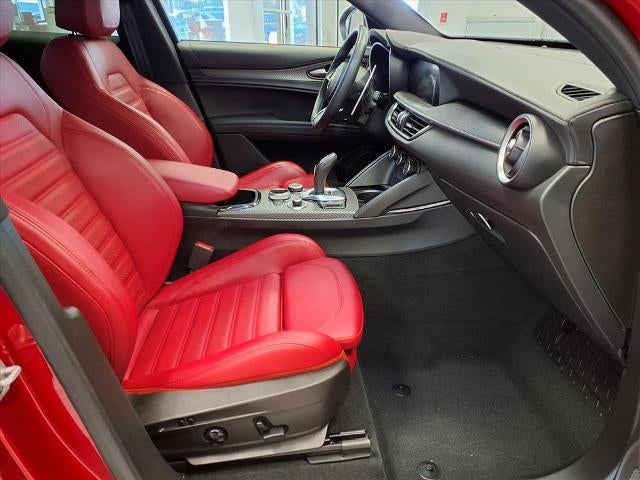 2024 Alfa Romeo Stelvio Quadrifoglio