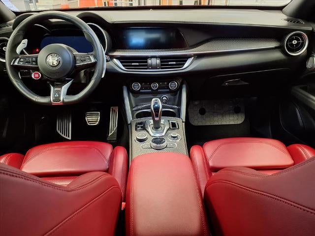 2024 Alfa Romeo Stelvio Quadrifoglio