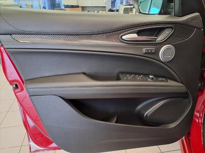 2022 Alfa Romeo Stelvio Quadrifoglio
