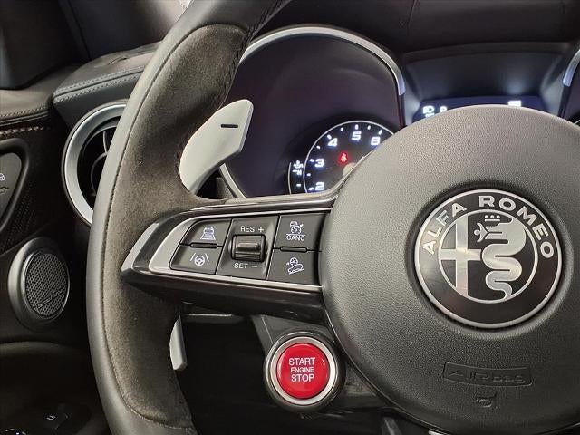 2022 Alfa Romeo Stelvio Quadrifoglio