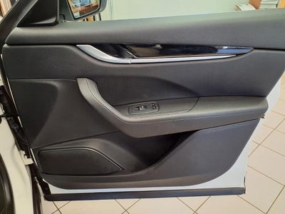 2023 Maserati Levante Modena